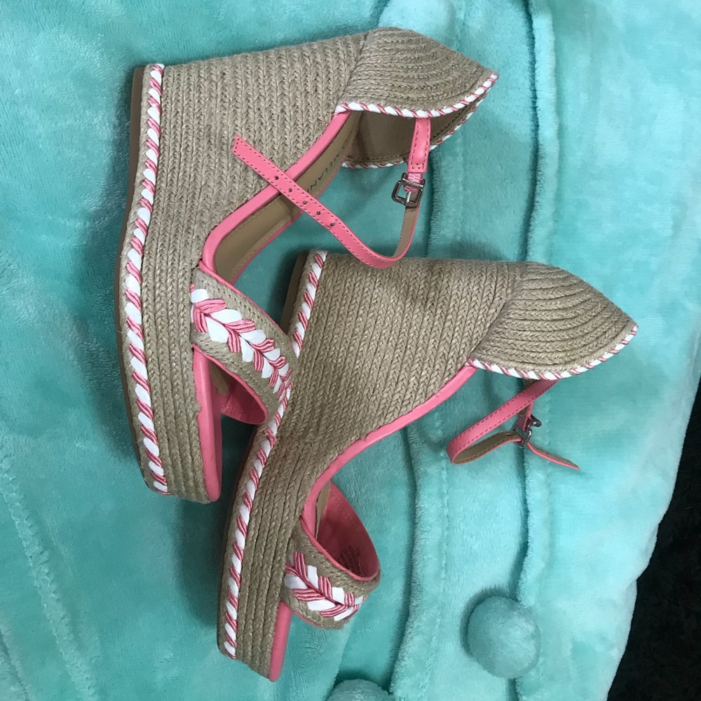 Wedges - Picture 2 of 5